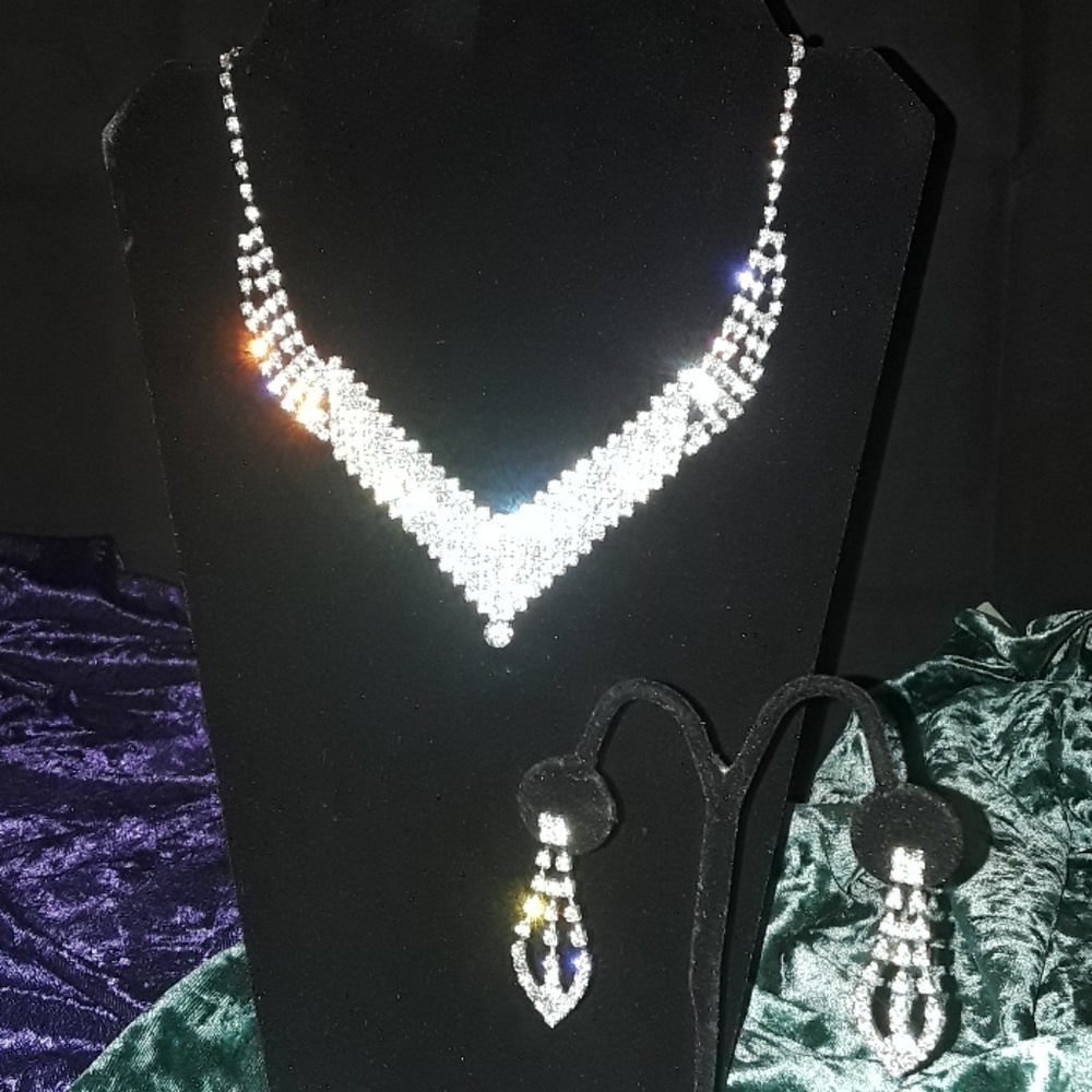 🎈🎈Jewelry 3 for $30🎈🎈